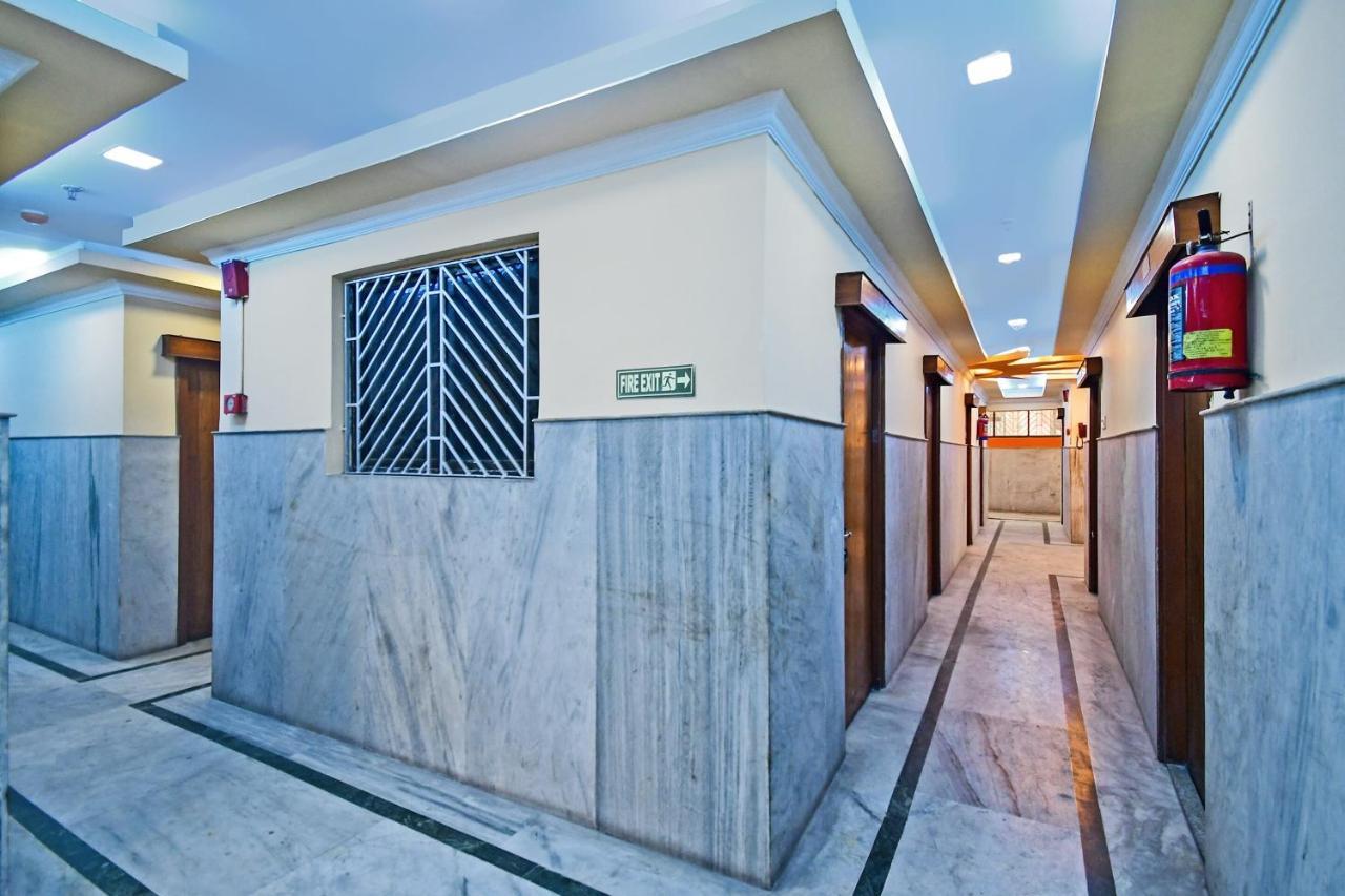 Oyo 85829 Max International Kolkata Exterior photo