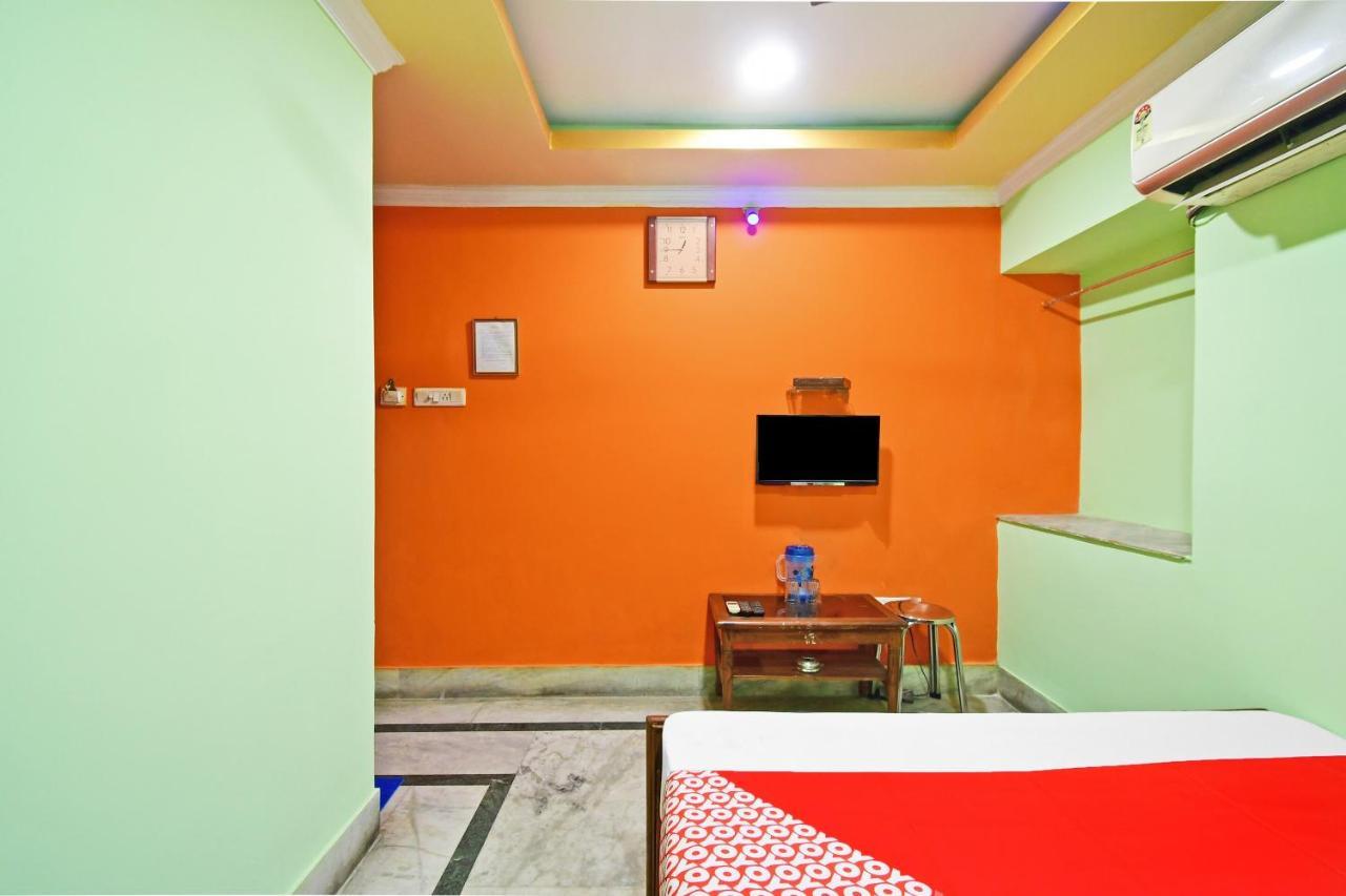Oyo 85829 Max International Kolkata Exterior photo